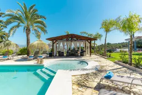 Children-friendly charming villa with private pool, terrace & garden | Mountain view - Image 2