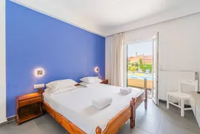 Flat with pool, garden & terrace | Garden view - Image 3