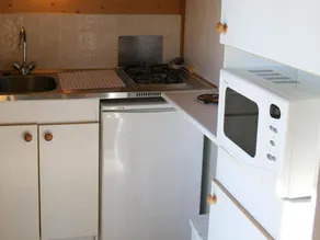 Chalet avec terrasse et piscine - Image 5