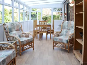 Cottage with garden & barbecue - Image 4