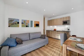 Appartement de vacances avec jardin, barbecue et terrasse | Vue montagne | Adapté au travail à distance - Image 2