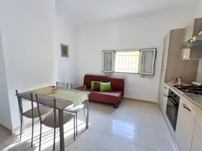 Apartamento vacacional con jardín - Image 2