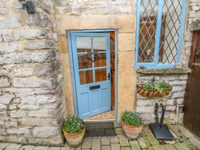 Fully equipped cottage with garden - Image 3