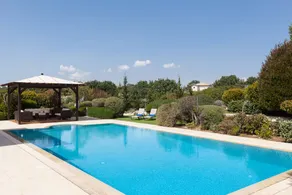 Villa apta para familias con jardín, barbacoa y piscina privada - Image 3