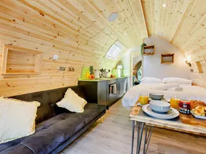 Camping avec jacuzzi et barbecue | Vue sur l'eau - Image 4