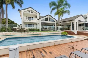 Fully equipped wonderful flat with terrace, barbeque & private pool | Dogs allowed - Image 2