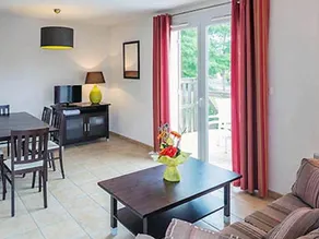 Apartment mit Pool - Image 4