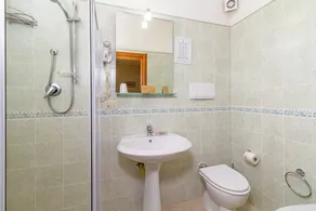 Agriturismo Fusini: Camera "IL BAGNO DELLE DONNE" - Image 5