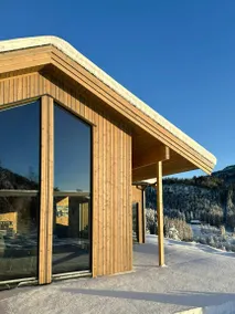 Kinderfreundliches weiträumiges Ferienhaus mit Grill und Terrasse - Image 5