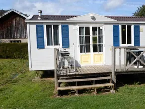 Wonderful mobile home with terrace & heated pool - Image 4