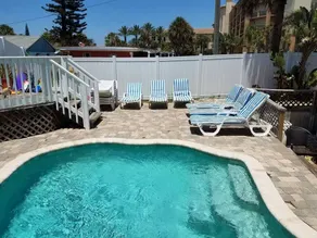 Agréable maison conviviale et familiale avec barbecue, piscine chauffée et terrasse | Vue sur l'eau | À côté de la plage - Image 2