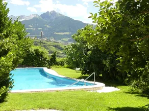 Flat with garden & pool | Mountain view - Image 4