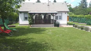 Holiday home with terrace, garden & BBQ - Image 5