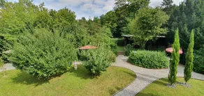 Family-oriented nice flat with garden - Image 4