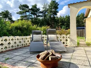 Child-friendly wonderful holiday home with garden, hot tub & barbeque | Panoramic view | Dogs allowed - Image 2