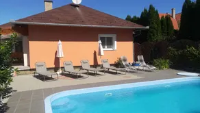 Holiday home with Pool and Internet - Image 4