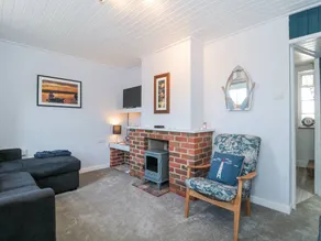 Cottage with garden - Image 4