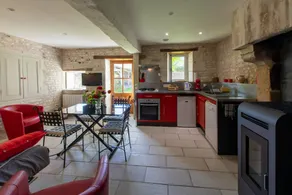 Holiday home with terrace, garden & barbecue | Garden view | Suitable for remote work - Image 4