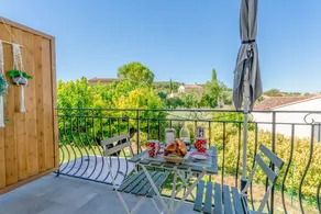 Children-friendly lodge with pool, garden & terrace | Garden view - Image 2