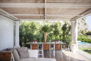 Villa with garden, private pool & terrace - Image 2