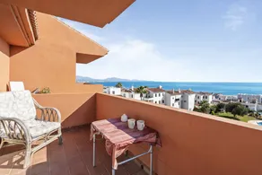 Ferienwohnung mit Terrasse, Pool und Garten | Bergblick - Image 4
