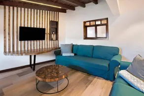 Agréable maison de vacances entièrement équipée avec terrasse, jacuzzi et barbecue | Vue montagne - Image 4