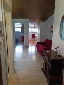 AGRITURISMO DA LAURA E TENUTA PARAVANO: Appartamento quadruplo con 2 letti singoli e divano matrimoniale - Image 3