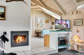 Fully equipped charming holiday home with jacuzzi & terrace | Pets allowed - Image 3