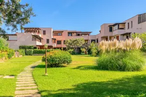 Appartement avec terrasse, internet haut débit et jardin | Vue jardin - Image 2