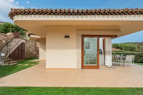 Ferienhaus "Villa Piana" mit atemberaubendem Blick auf das Meer und die Berge, Terrasse und Garten - Image 5