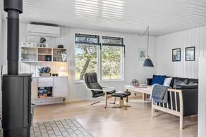 House with barbecue, sauna & terrace - Image 2