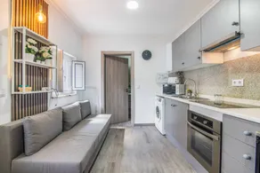 Charming house with terrace - Image 5