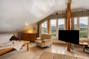 Children-friendly holiday apartment with barbeque, terrace & sauna | Mountain view | Good for workation - Image 4