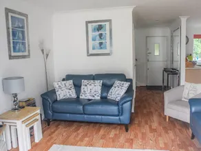 Cottage with garden | Beach view - Image 3