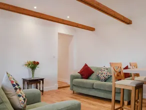 Merveilleux cottage adapté aux familles avec jardin | Vue rivière - Image 3