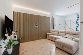 Charmant appartement de vacances convivial et familial avec terrasse, barbecue et internet haut débit | Vue montagne | Avec animaux admis - Image 5