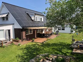 House with garden, BBQ & terrace - Image 2