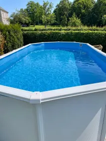 Voll ausgestattetes Ferienhaus mit Grill, Terrasse und Pool | Gartenblick - Image 2