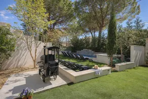 Children-friendly holiday home with jacuzzi, private pool & sauna | Garden view | Dogs allowed - Image 3