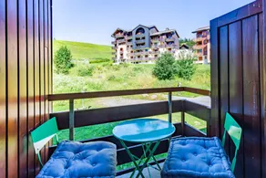 Child-friendly charming apartment with pool | Mountain view | Next to the ski - Image 4