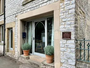 Cottage with garden - Image 3