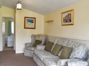Family-friendly wonderful cottage with garden - Image 3