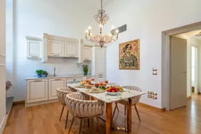 Charming holiday home with garden | Close to Lucca Cathedral | City view - Image 4