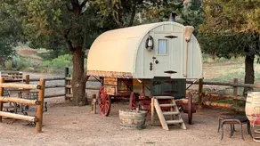 Shepherds Camp Wagon Near Capitol Reef National Park - Image 2