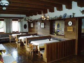Holiday apartment with sauna, terrace & garden - Image 5