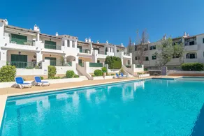 Family-friendly flat with terrace, garden & pool | Next to the beach - Image 3