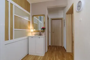 Apartment with terrace & BBQ | Garden view - Image 2