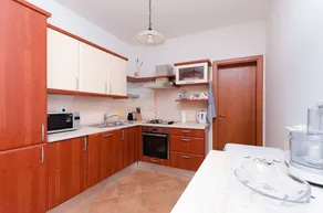 Fully equipped charming holiday apartment with garden, terrace & barbeque | Sea view | Close to the beach - Image 3