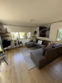 Chalet con jardín, piscina y terraza - Image 3