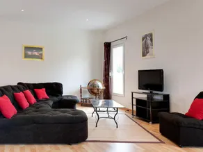 House with terrace, BBQ & heated pool - Image 5